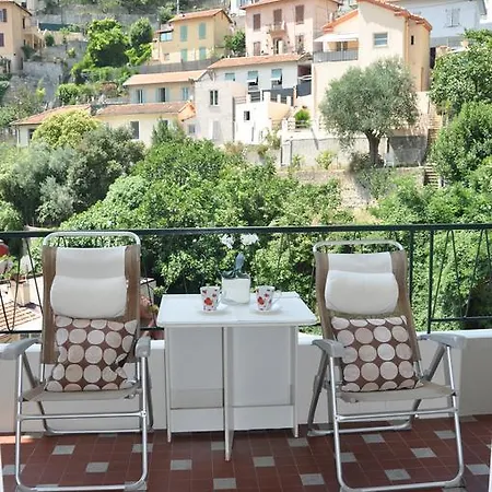 Le Christina-la Madeleine Apartman *